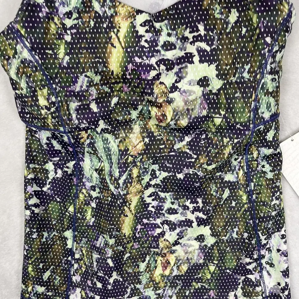 Lululemon Running In The City Tank Top Womens 4 Green Floral Built In Bra